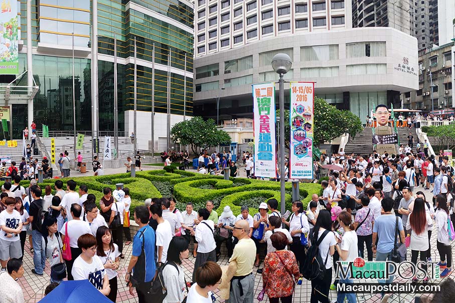 Over 1,000 protest over Jinan Uni donation