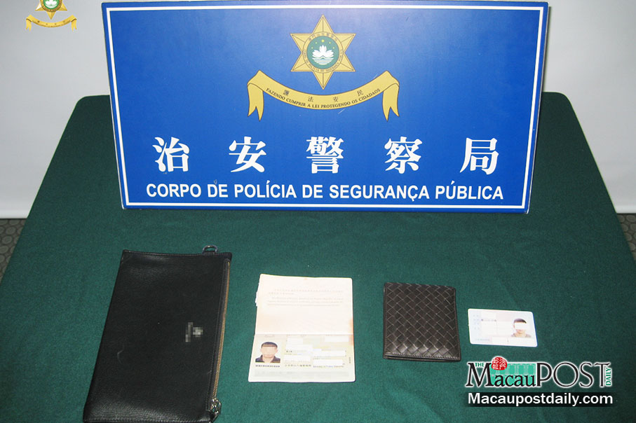 Police bust cabbie for lifting passenger’s wallet