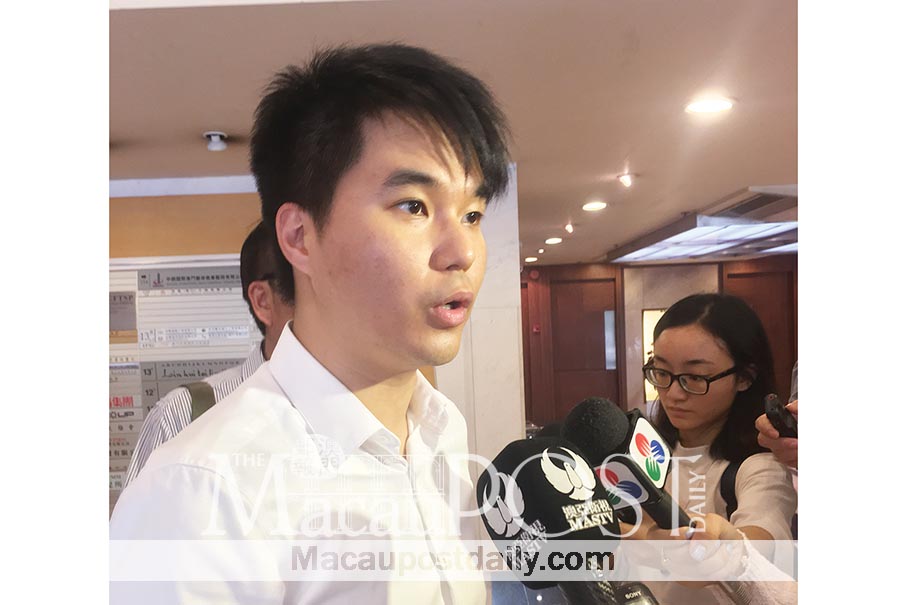 Group urges auditor to probe school subsidies