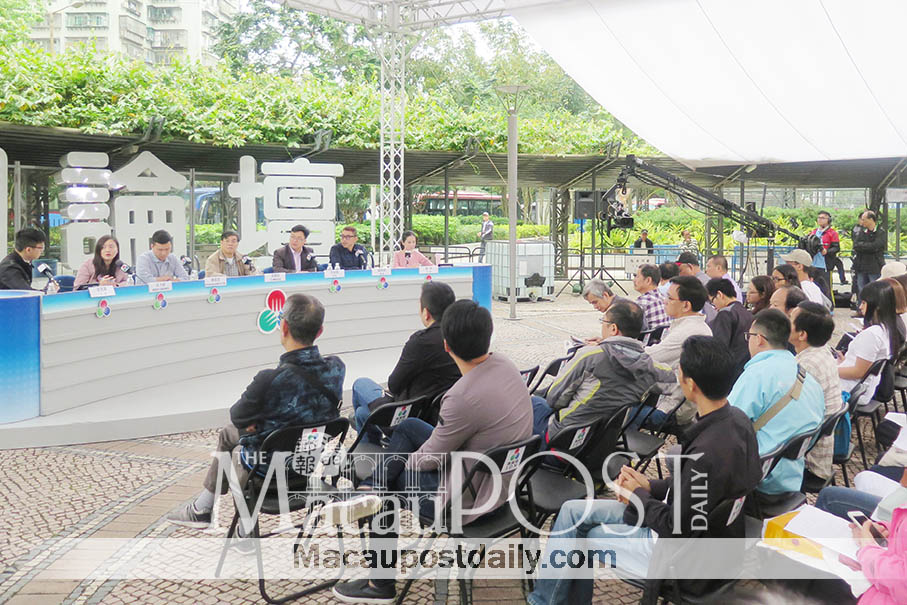 Forum speakers slam govt  for axing HOS contracts