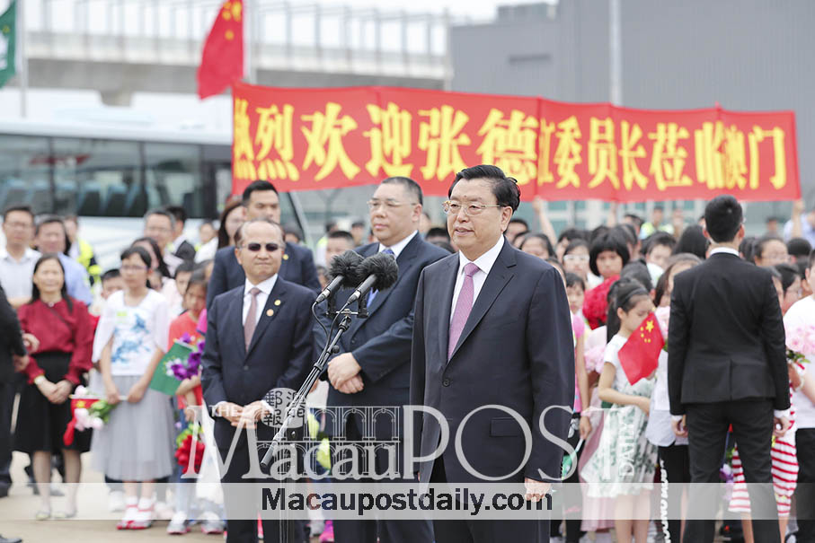 Zhang calls for improved governance,  praises achievements 