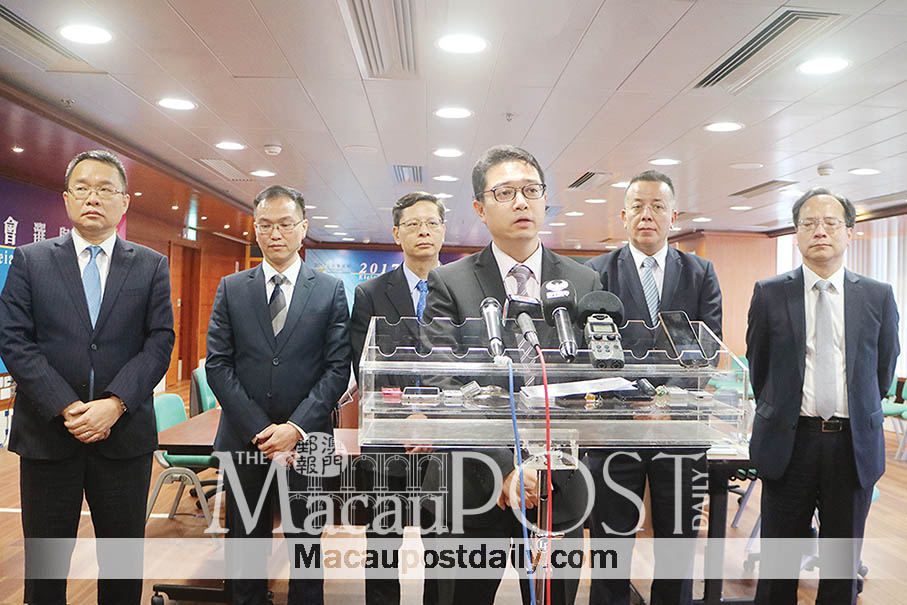 Record 25 groups to run in direct election