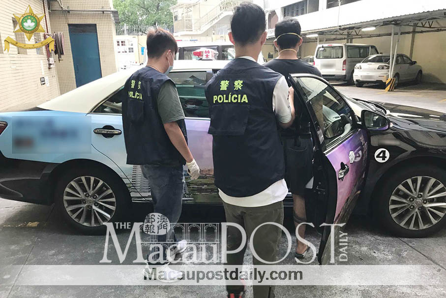 Cabbie nabbed for extorting passenger 