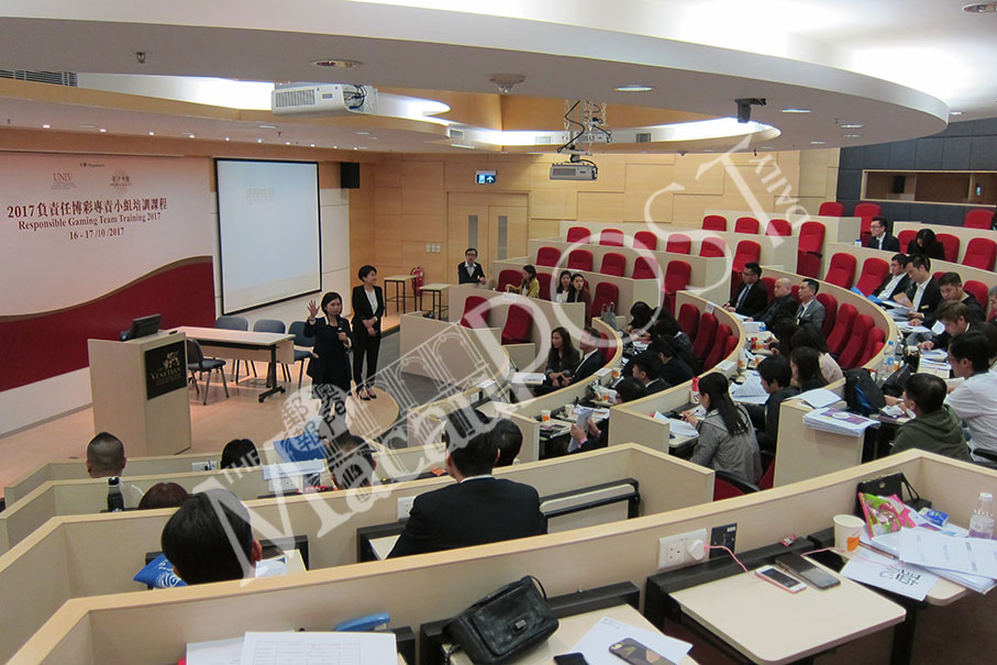 Risk of dealers developing gambling  disorder set to rise: scholar