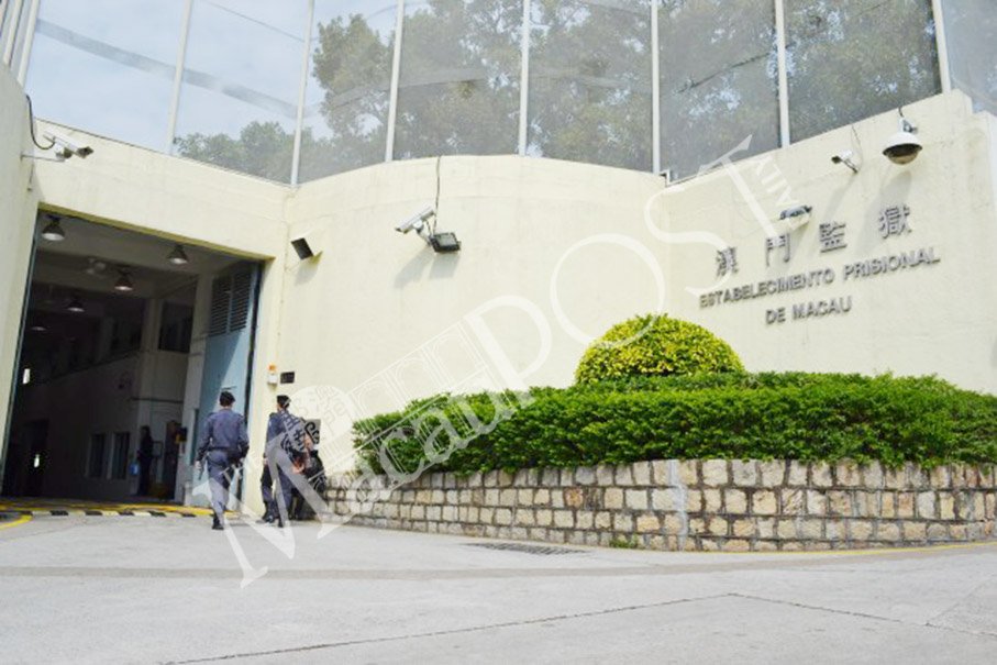 Wong orders jail to review  security checks