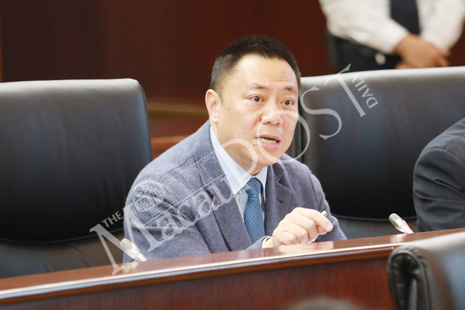 Lawmakers pass outline of job agencies bill