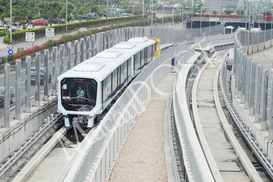 Govt axes deal for additional LRT trains