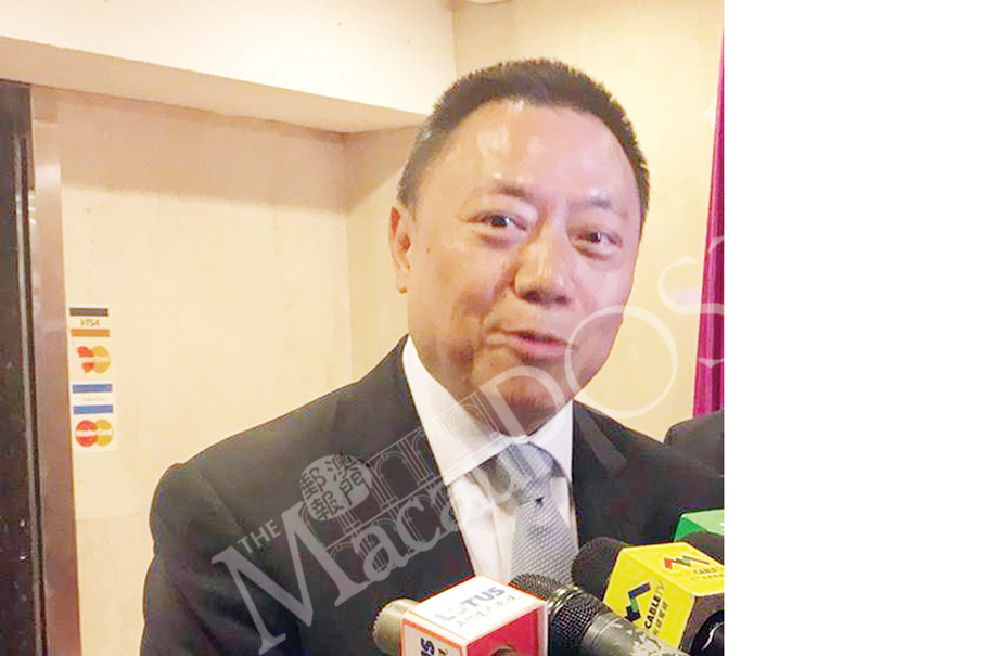 Leong says needs to ‘comprehensively’ consider CE bid, stresses ‘hot heart’ & ‘cool head’ 