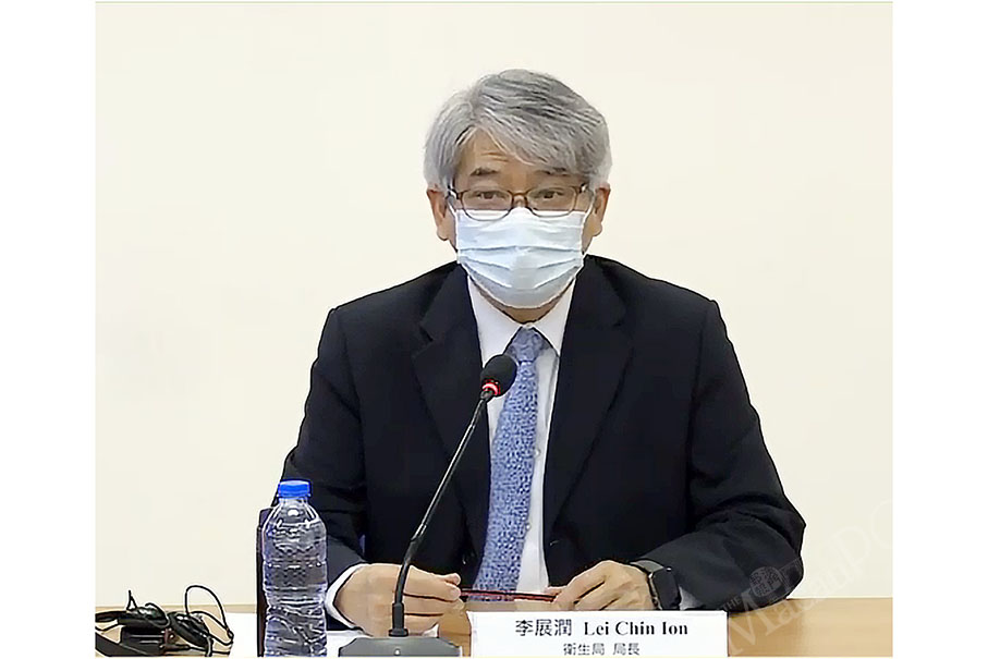 Health chief admits ‘very high risk’ bringing back locals stranded in Hubei 