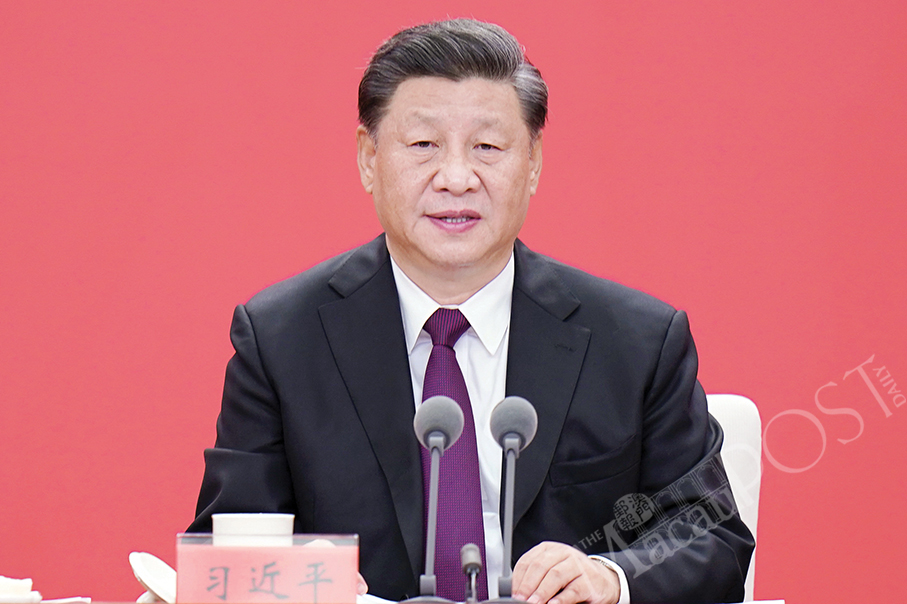 Xi says Shenzhen is a miracle in world development history