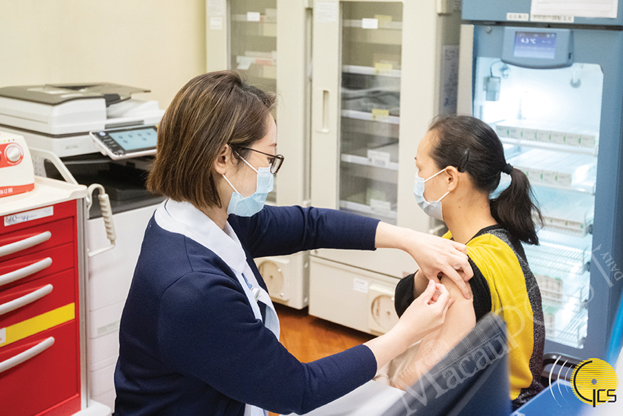 Health Bureau reveals 2 more adverse events after COVID-19 jabs 