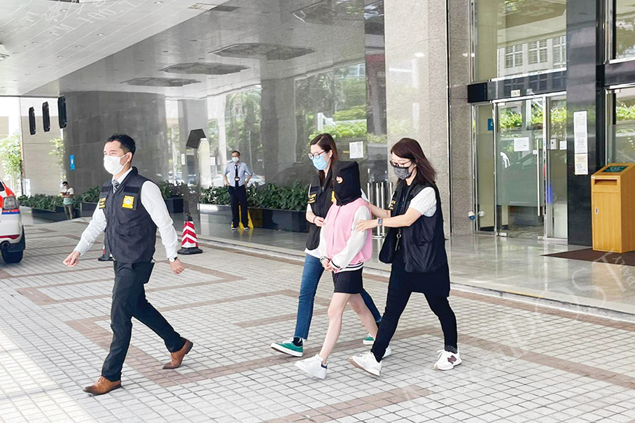 Local woman cheats mainlander out of 70,000 yuan in currency exchange deals