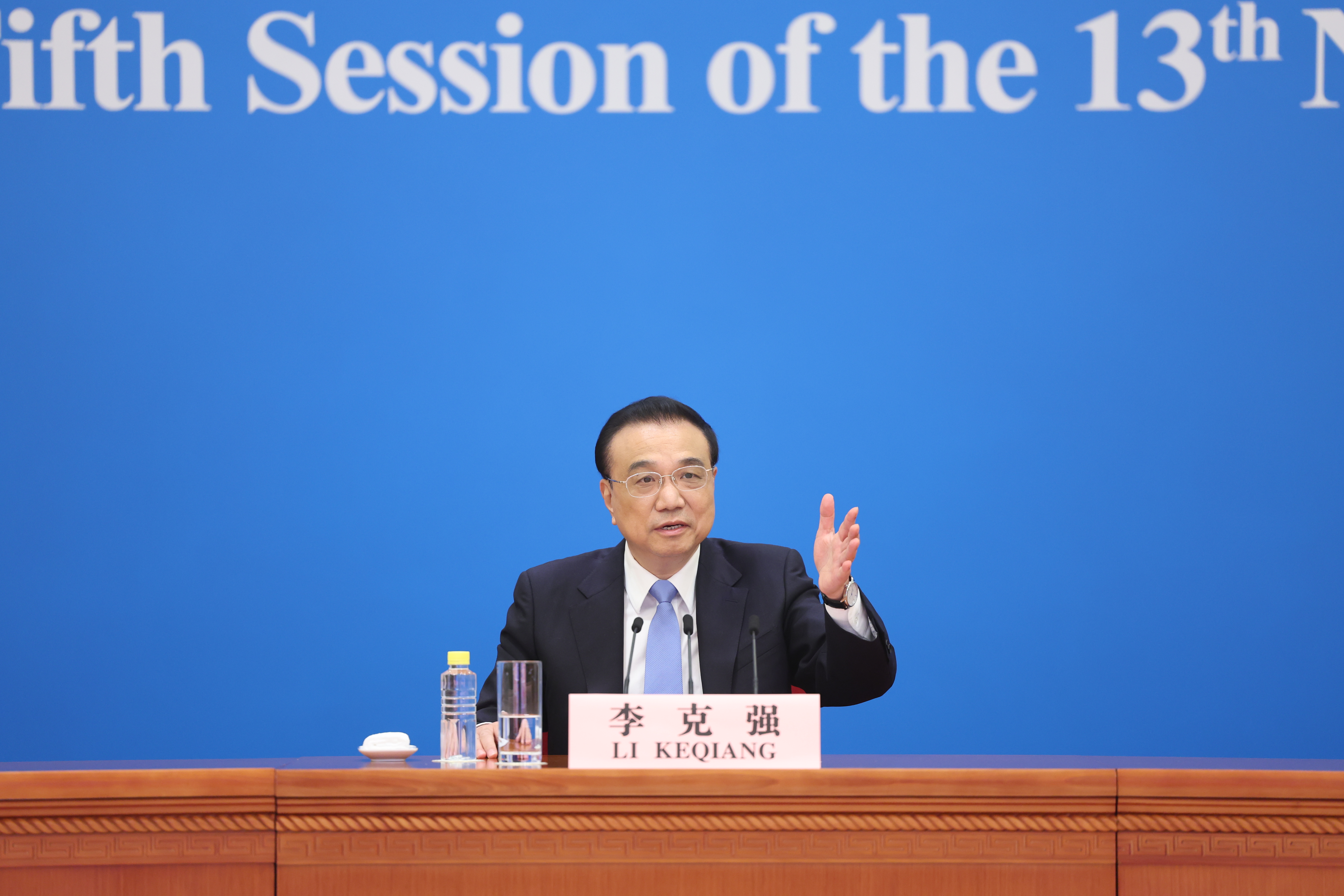 China calls for supporting Russia-Ukraine ceasefire talks, offers humanitarian aid: Premier Li