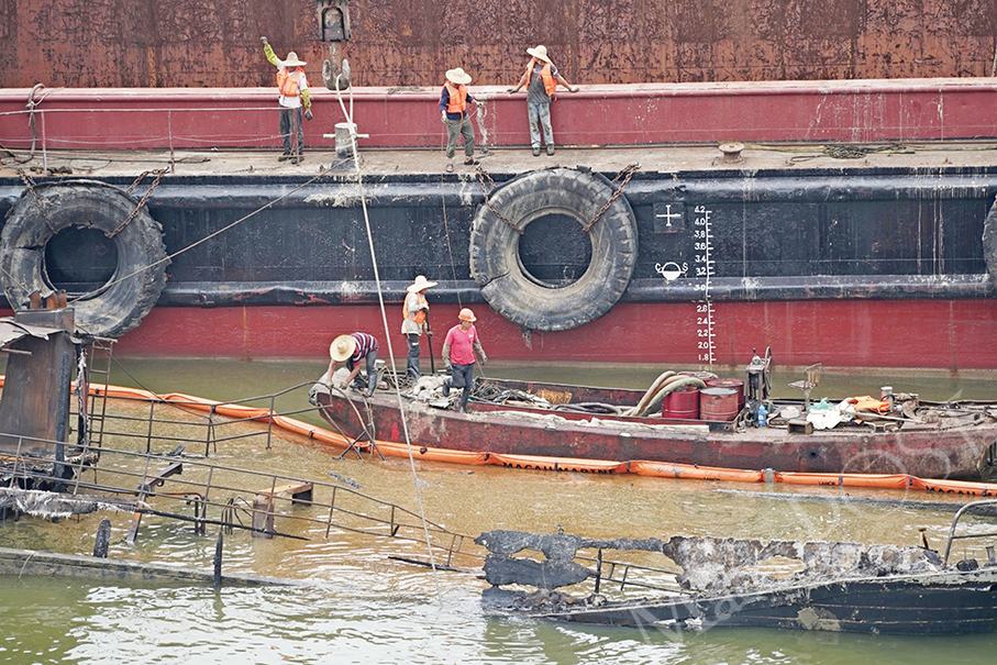 5 sunken fishing boats raised in Inner Harbour: DSAMA 