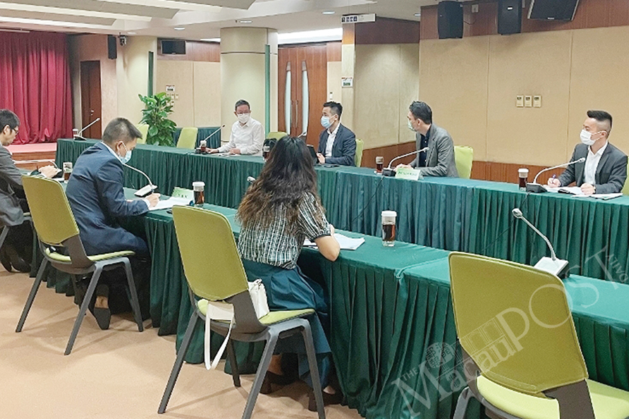 DSEDJ urges local students in Shanghai to stay safe