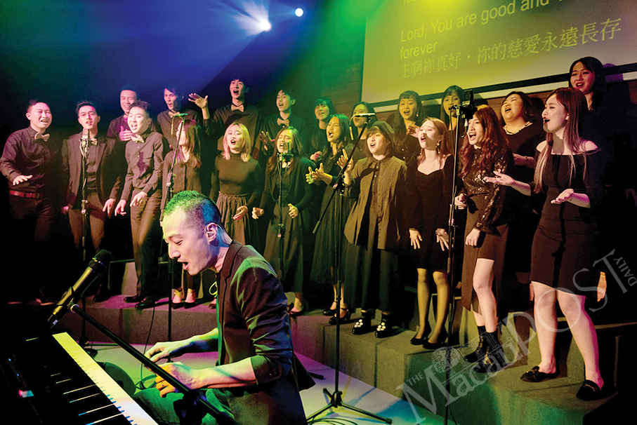 Soul fusion choir & jazz big band to deliver festive spirit