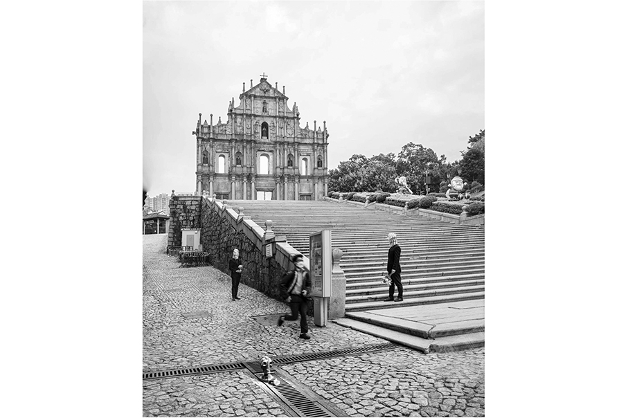 Ruins of St. Paul’s in the Seasons