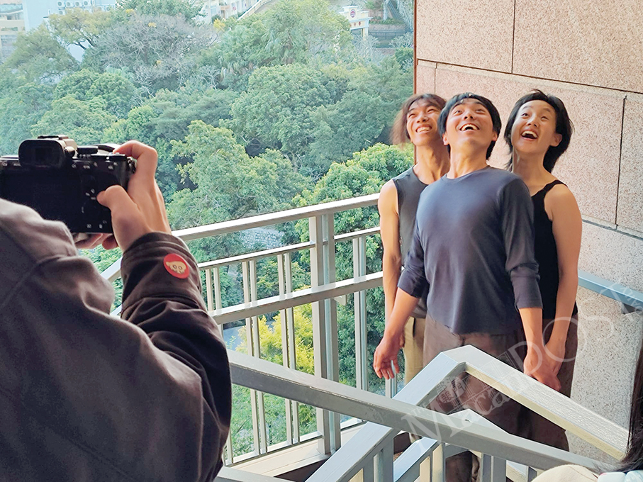 Local group presents ‘ecological  dance’ on Guia Hill