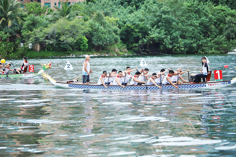 Elderly shipwright bewails  Macau’s vanishing dragon-boat building industry 