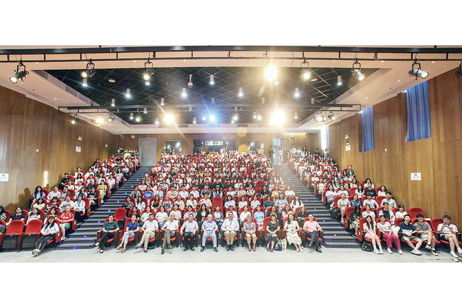 UM holds 37th Portuguese-language summer course