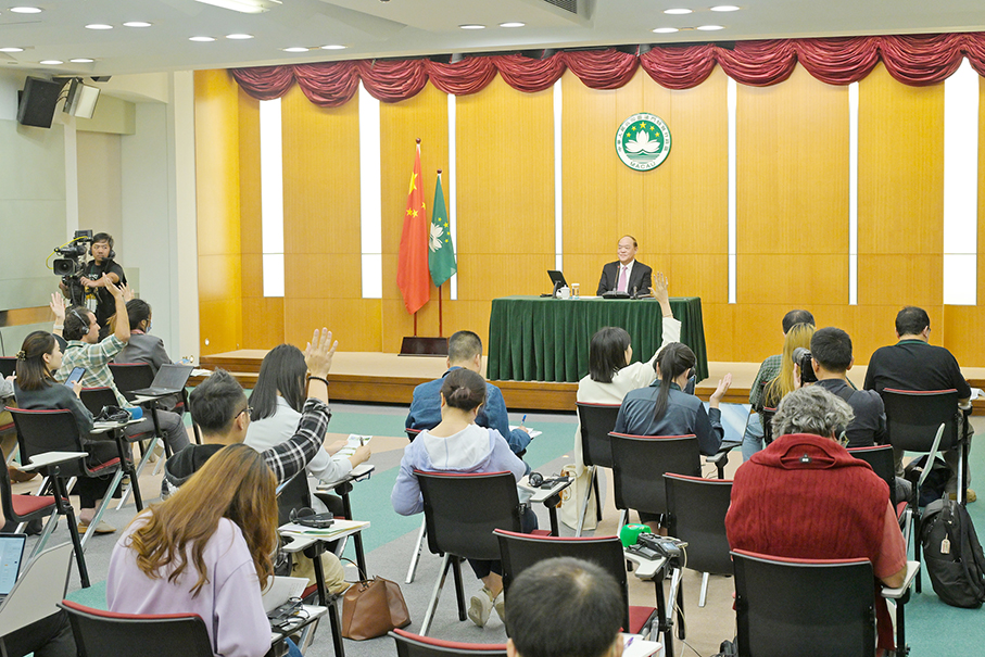 Govt to shape Macau as ‘City of Sport’ & ‘City of Performing Arts’: Ho