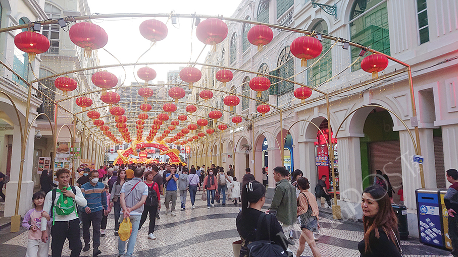 CNY daily visitor arrival average reaches 98.8 pct of pre-pandemic level