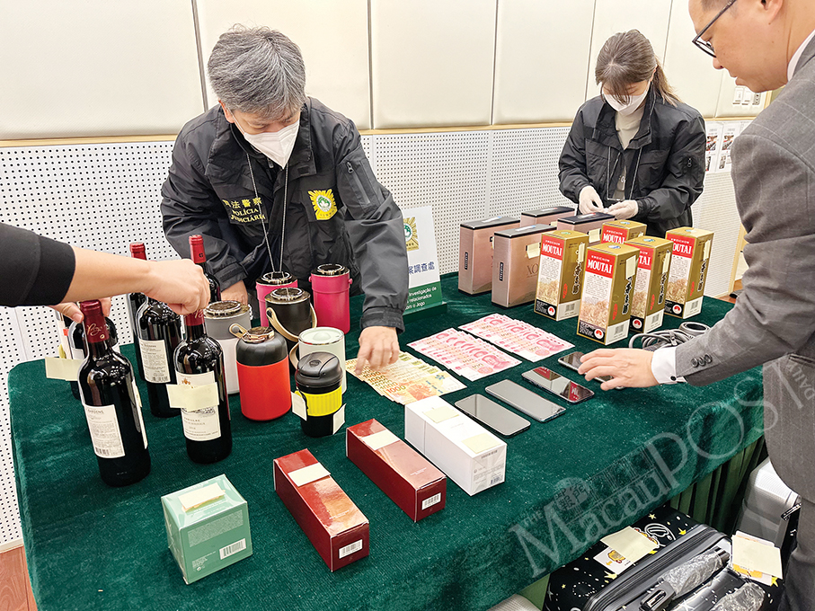 Ex-supervisor forges casino points worth HK$279,000: police