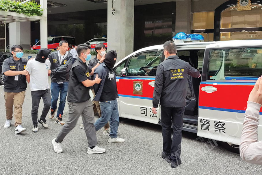 Loan-shark trio hold gambler for 27 hours: police